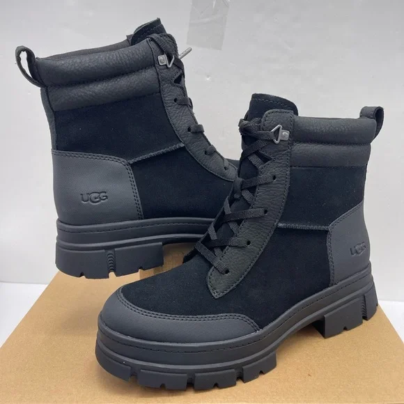 UGG Women's Lace-Up Boot
W / 1174492
W ASHTON WEATHERIZED LACE UP Boots Black - Picture 11 of 16